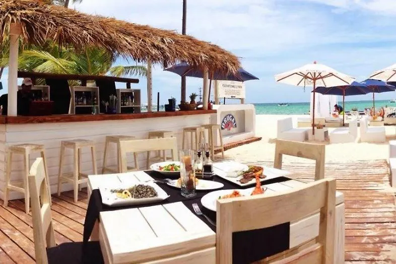 **** Hotell Ducassi Rooftop Pool Suites Beach Club And Spa Los Corales Beach Punta Cana Dominikanska republiken